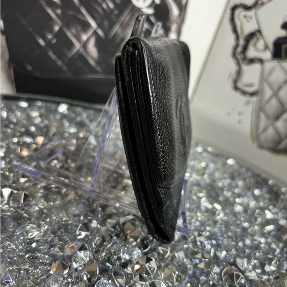 Chanel IMPERFECT CC compact bifold wallet in black caviar leather GUC - Picture 5 of 12